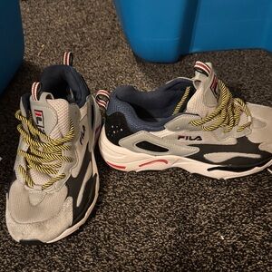 Fila Gray and Black Sneakers with Yellow Laces